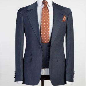 Men's dark grey pinstriped wide peak lapel 3pcs suit.